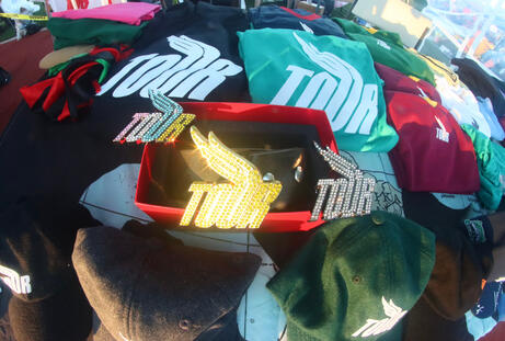 TOUR OF AMERICA fashion brand logo owned and operated by Lourde Corp., a New York based creative company
